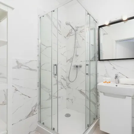 Elegant Pet-friendly In By Renters Apartamento Cracovia