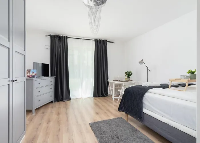 Elegant Pet-friendly In By Renters דירה קרקוב